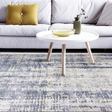 防寒保暖，冬季家里选购<span style='color: #ff0000'>地毯</span>的注意事项！