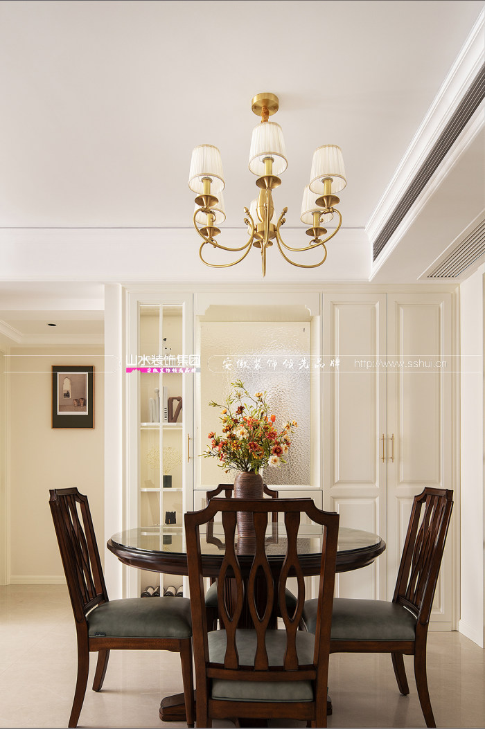 128㎡美式風新案，用細節充盈空間，微復古里藏著生活的優雅從容