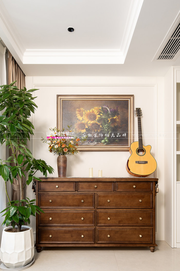 128㎡美式風新案，用細節充盈空間，微復古里藏著生活的優雅從容