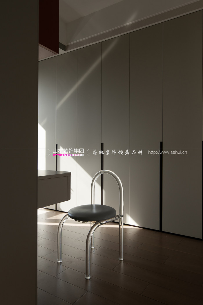 260㎡意式風，雙層空間解鎖復式人生，細節處皆是高級與奢雅