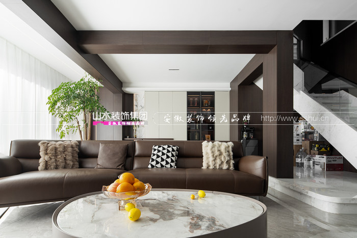 260㎡意式風，雙層空間解鎖復式人生，細節處皆是高級與奢雅