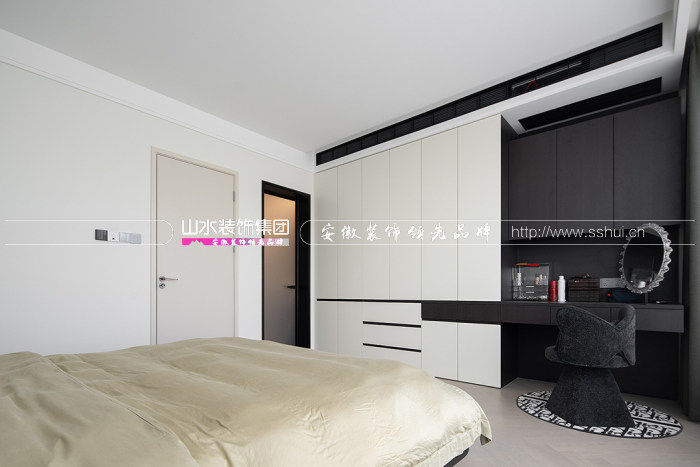 300㎡意式輕奢風別墅，將奢雅融入空間肌理，演繹毫米級的精致