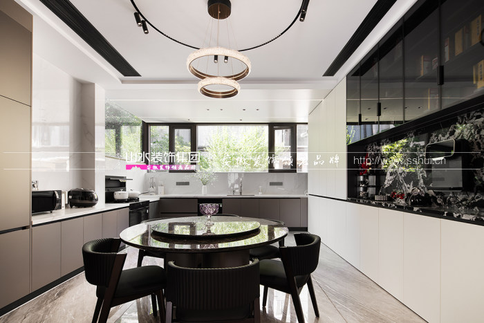 300㎡意式輕奢風別墅，將奢雅融入空間肌理，演繹毫米級的精致