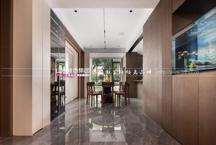 220㎡意式風,一方小院、功能重組,無邊界空間藏著生活煙火氣 220㎡意式風,一方小院、功能重組,無邊界空間藏著生活煙火氣