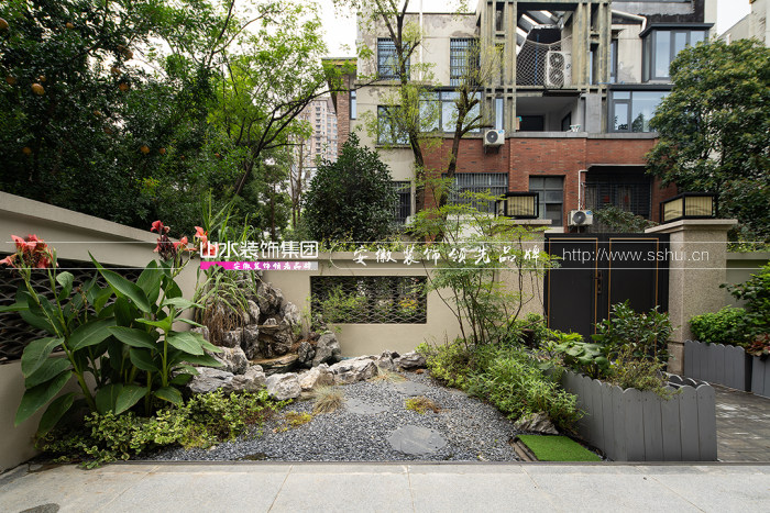 220㎡意式風,一方小院、功能重組,無邊界空間藏著生活煙火氣 220㎡意式風,一方小院、功能重組,無邊界空間藏著生活煙火氣