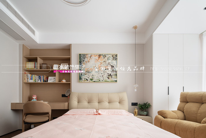 220㎡意式風,一方小院、功能重組,無邊界空間藏著生活煙火氣 220㎡意式風,一方小院、功能重組,無邊界空間藏著生活煙火氣