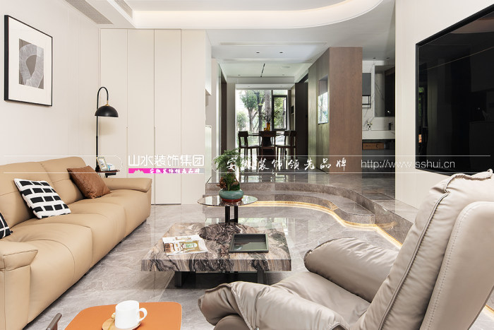 220㎡意式風,一方小院、功能重組,無邊界空間藏著生活煙火氣 220㎡意式風,一方小院、功能重組,無邊界空間藏著生活煙火氣