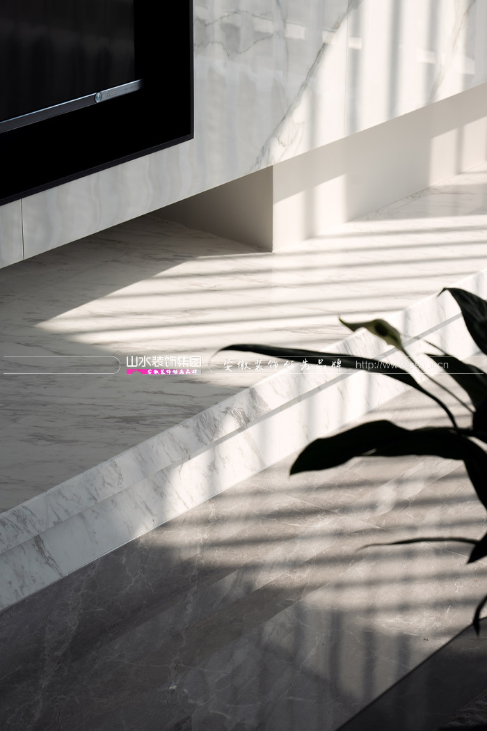 450㎡現代風頂復,石材與木質碰撞,光與影描摹空間的秩序之美 450㎡現代風頂復,石材與木質碰撞,光與影描摹空間的秩序之美