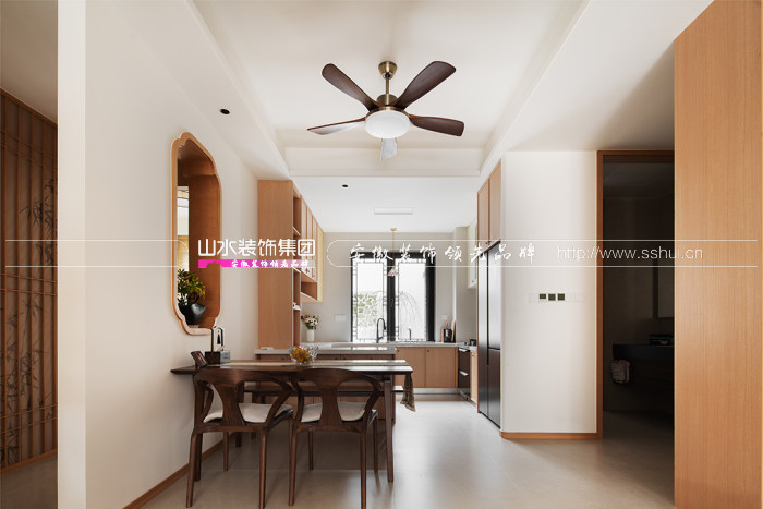 300㎡現(xiàn)代中式原木風，精準還原，將山水禪意揉進生活日常