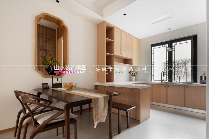 300㎡現(xiàn)代中式原木風，精準還原，將山水禪意揉進生活日常