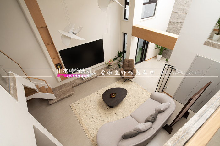 300㎡現(xiàn)代中式原木風，精準還原，將山水禪意揉進生活日常