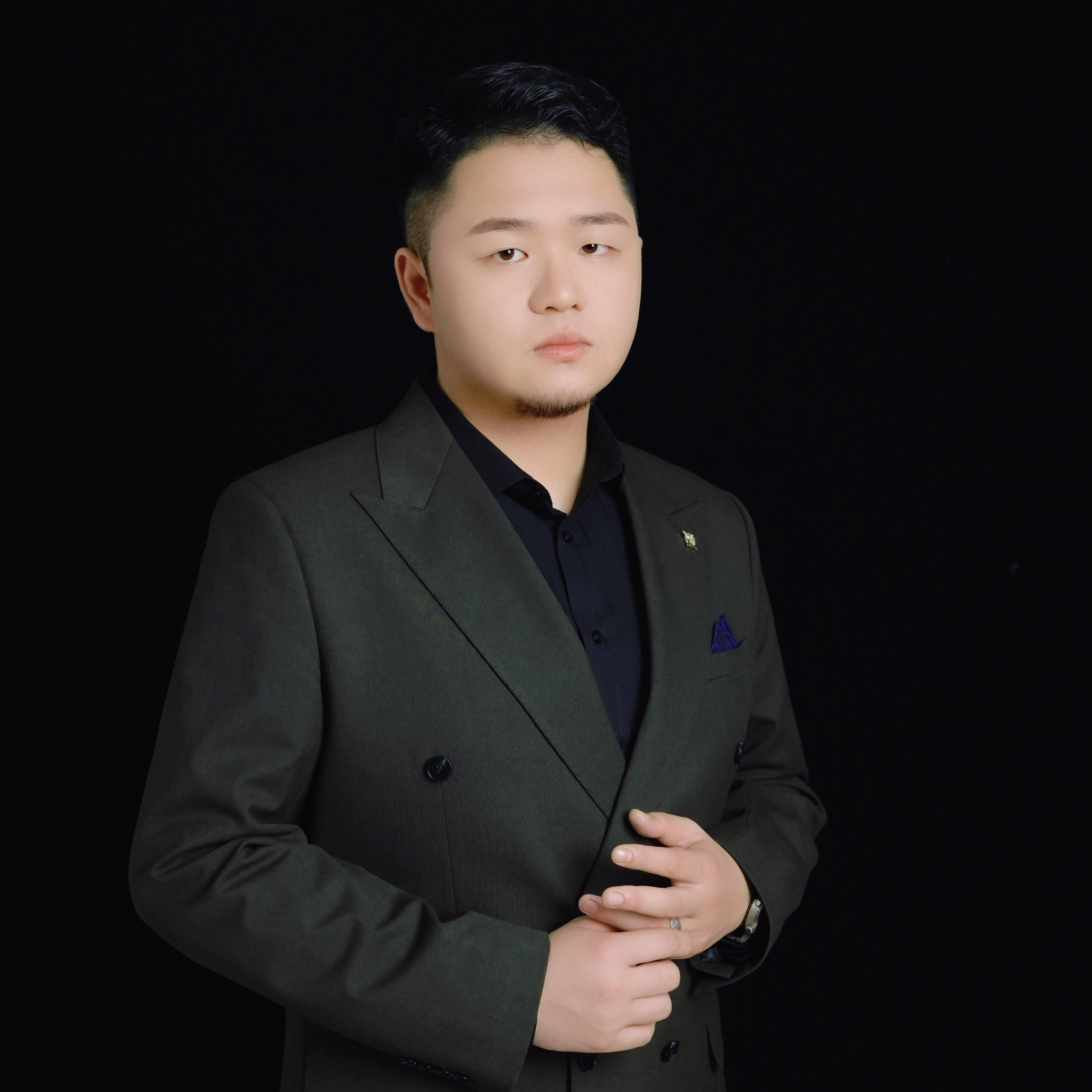 吴瑞卿设计师